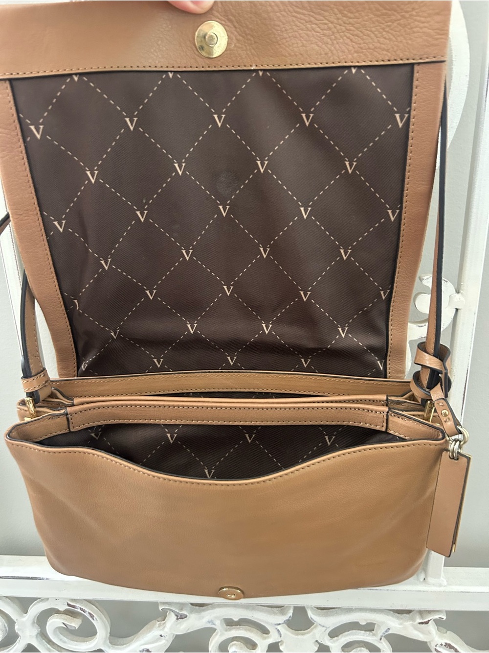 Vince Camuto Suede Leather Crossbody Organizer Bag Camel Tan - Picture 10 of 10